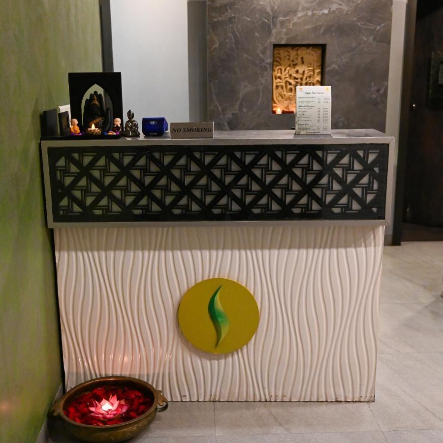 The Shalimar Hotel, Kemps Corner Mumbai Ngoại thất bức ảnh