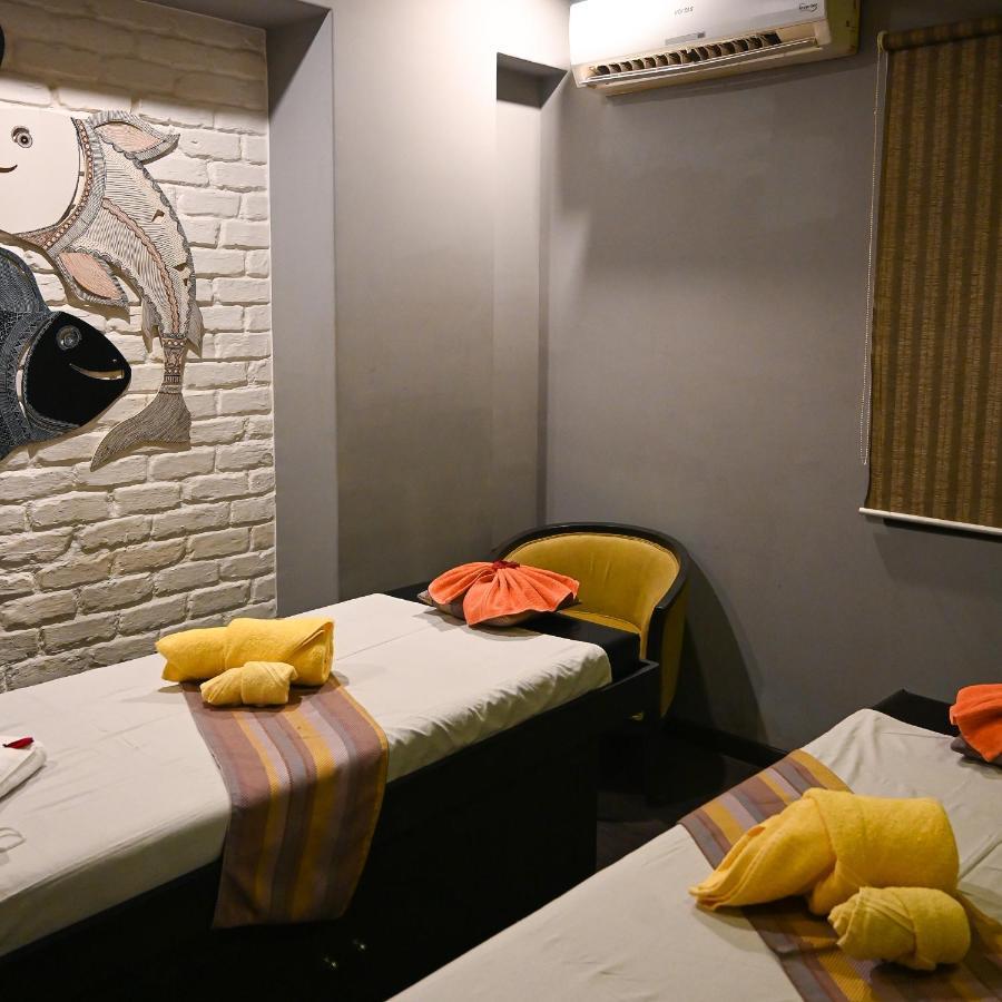 The Shalimar Hotel, Kemps Corner Mumbai Ngoại thất bức ảnh